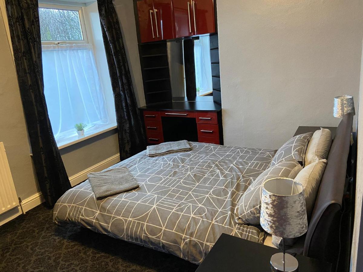 St Pauls Rd - Townhouse Accommodation 布雷得佛 外观 照片